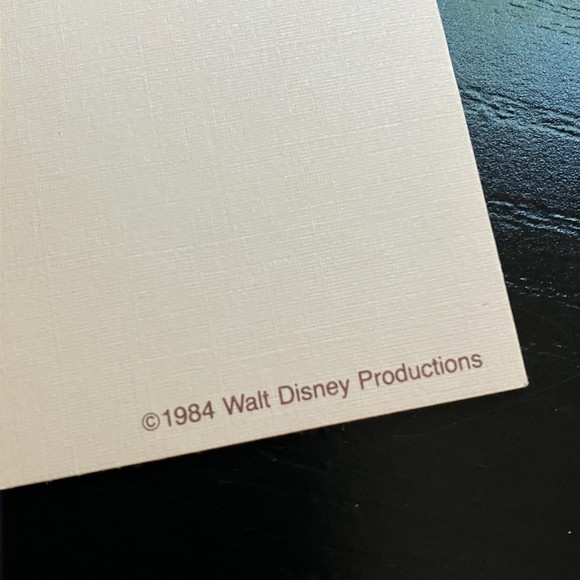 Vintage Walt Disney World Resort Villas Paper Notepad + 4 Polynesian Flower Leis - Picture 4 of 8